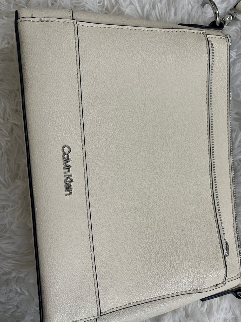 Calvin Klein Ivory Crossbody Shoulder Bag - Picture 4 of 5